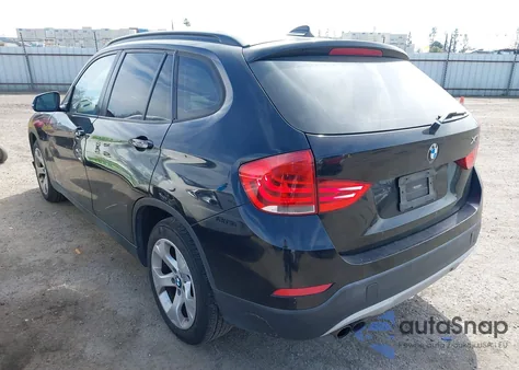 2015 BMW X1 Sdrive28I z USA, uszkodzony, nr VIN WBAVM1C59FV315329